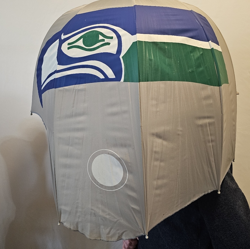 Vintage OFFICIAL Seattle Seahawks NFL Helmet Sports Brella - Picture 3 of 11
